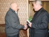 Виктор Николаев вручил юбилейные медали Печорским ветеранам